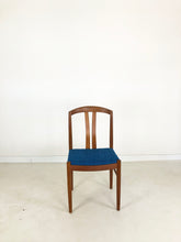 Load image into Gallery viewer, Vintage Eetkamerstoelen (set van 4)