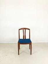Load image into Gallery viewer, Vintage Eetkamerstoelen (set van 4)