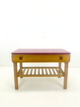 Afbeelding in Gallery-weergave laden, Jaren 70 Bijzettafel / Bijzetkastje