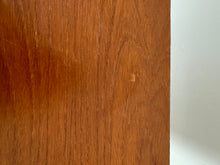 Load image into Gallery viewer, Scandinavische Teak Secretaire