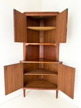 Load image into Gallery viewer, Deense Teak Hoekkast