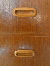 Afbeelding in Gallery-weergave laden, Zweeds Teak Ladekast / Commode