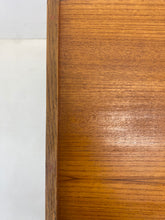 Afbeelding in Gallery-weergave laden, Mid-century Teak Dressoir / Sideboard (Bartels?)