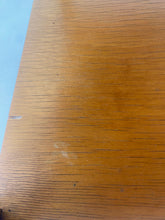 Load image into Gallery viewer, Berken Bijzettafel