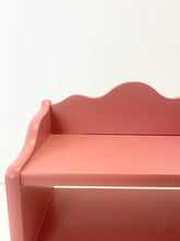 Afbeelding in Gallery-weergave laden, Geüpcycled Vintage Nachtkastjes (set van 2)