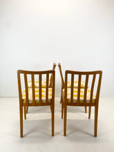 Afbeelding in Gallery-weergave laden, Vintage Stoelen, opnieuw bekleedt (set van 4)