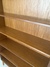 Afbeelding in Gallery-weergave laden, Vintage Teak Boekenkast