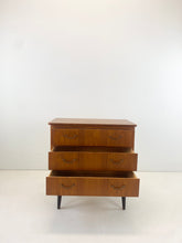 Afbeelding in Gallery-weergave laden, Kleine Teak Ladekast