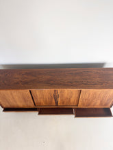 Load image into Gallery viewer, Ærthøj Jensen & Mølholm Herning Palissander Dressoir