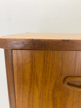 Afbeelding in Gallery-weergave laden, Zweeds Tallboy Ladekast