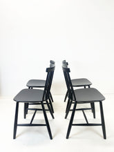 Load image into Gallery viewer, FDB Møbler Spijlenstoelen, 1960s