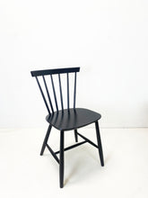 Load image into Gallery viewer, FDB Møbler Spijlenstoelen, 1960s