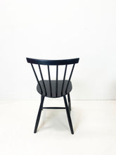 Load image into Gallery viewer, FDB Møbler Spijlenstoelen, 1960s
