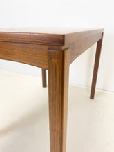 Load image into Gallery viewer, Teak Bijzettafel