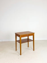 Afbeelding in Gallery-weergave laden, Vintage Teak Nachtkastje