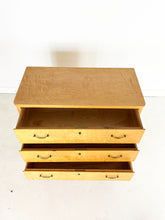 Afbeelding in Gallery-weergave laden, Vintage Berkenhout Ladekast