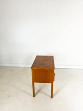 Load image into Gallery viewer, Vintage Nachtkastje