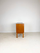 Afbeelding in Gallery-weergave laden, Teak Kast