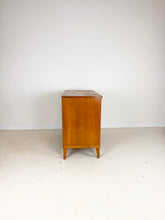 Afbeelding in Gallery-weergave laden, Vintage Ladekast uit Zweden