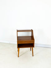 Afbeelding in Gallery-weergave laden, Mid-Century Night-Stand