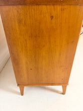 Afbeelding in Gallery-weergave laden, Vintage Ladekast uit Zweden