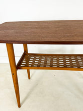 Afbeelding in Gallery-weergave laden, Vintage Teak Salontafel