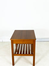 Afbeelding in Gallery-weergave laden, Vintage Nachtkastjes (set van 2)