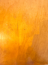 Afbeelding in Gallery-weergave laden, Vintage Linnenkast