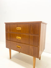 Load image into Gallery viewer, Kleine Teak Ladekast