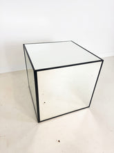 Afbeelding in Gallery-weergave laden, Vintage Ikea Mirror Table