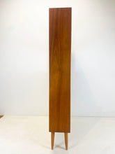 Afbeelding in Gallery-weergave laden, Teak Boekenkast uit Scandinavië