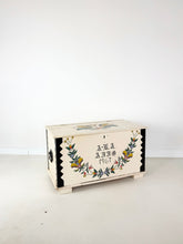 Afbeelding in Gallery-weergave laden, Houten Kist