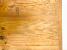 Afbeelding in Gallery-weergave laden, Zweeds Pottenkastje / Nachtkast