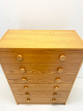 Afbeelding in Gallery-weergave laden, Jaren 70 Grenen Ladekast, Zweden