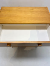 Afbeelding in Gallery-weergave laden, Jaren 70 Grenen Ladekast, Zweden