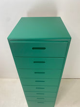 Afbeelding in Gallery-weergave laden, Hoge Ladekast uit Zweden