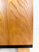 Afbeelding in Gallery-weergave laden, Art Deco Nachtkastjes (set van 2)