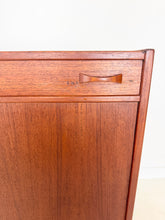 Afbeelding in Gallery-weergave laden, Ulferts Vintage Sideboard / Dressoir