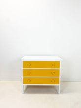 Afbeelding in Gallery-weergave laden, Gerestylde Ladekast, Geel/Wit