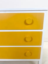 Afbeelding in Gallery-weergave laden, Gerestylde Ladekast, Geel/Wit