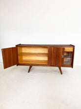 Afbeelding in Gallery-weergave laden, Teak Dressoir