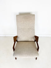 Load image into Gallery viewer, Leunstoel Ruster door Yngve Ekström voor Pastoe