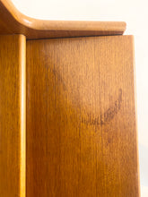 Afbeelding in Gallery-weergave laden, Teak Boekenkast / Wandkast