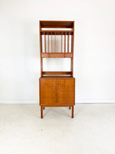 Afbeelding in Gallery-weergave laden, Vintage Wandkast / Platenkast 'Variett', Bertil Fridhagen voor Bodafors