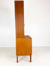 Afbeelding in Gallery-weergave laden, Vintage Wandkast / Platenkast 'Variett', Bertil Fridhagen voor Bodafors