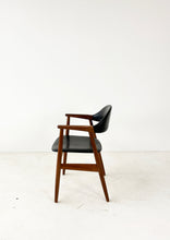 Afbeelding in Gallery-weergave laden, Black Leather Chair