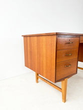 Load image into Gallery viewer, Scandinavische Vintage Bureau