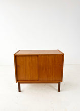 Load image into Gallery viewer, Zweeds Teak Kastje