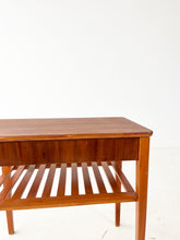 Afbeelding in Gallery-weergave laden, Vintage Nachtkastje