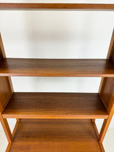 Afbeelding in Gallery-weergave laden, Hoge Teak Boekenkast (1/2)